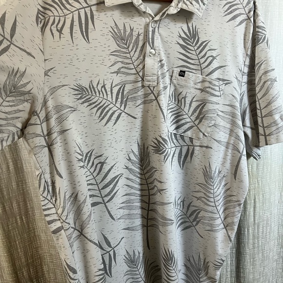 Travis Matthew Shirt - Picture 2 of 4